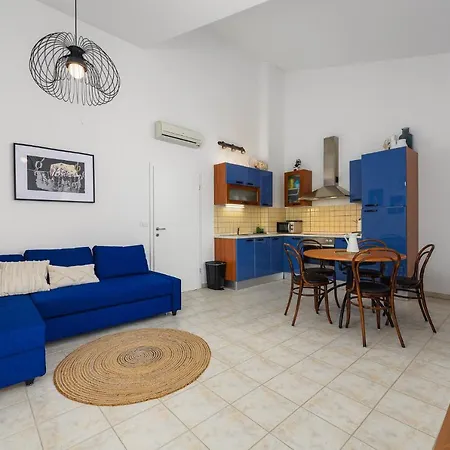 Apartment Tramontana Near The Beach Basanija Exterior photo